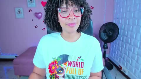 Snapshot of danna_berry chatting on March 10, 3:20 pm DannaBerry online show from March 10, 3:20 pm