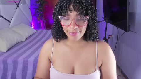 Snapshot of danna_berry chatting on September 12, 4:18 pm DannaBerry online show from September 12, 4:18 pm