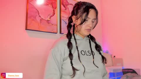 Danna Lovs online show from December 4, 11:41 am