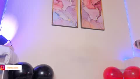 Danna Lovs online show from February 14, 1:08 pm