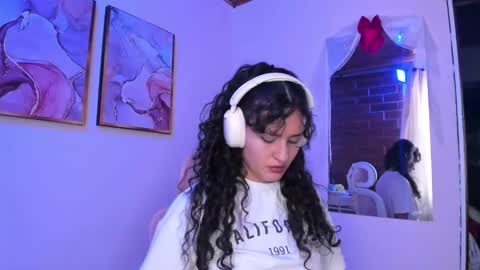 Danna Lovs online show from February 25, 1:06 pm