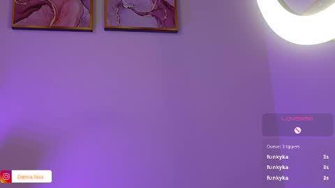 Danna Lovs online show from March 10, 2:37 pm