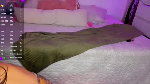 Snapshot of danna_rhodesx chatting on November 14, 6:12 am Danna Rhodes online show from November 14, 6:12 am