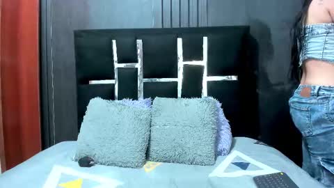 Danna online show from October 22, 1:55 pm