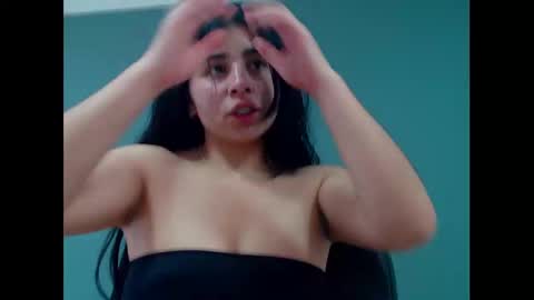 Snapshot of danna_rouses_ chatting on January 4, 1:31 pm dannarouses online show from January 4, 1:31 pm