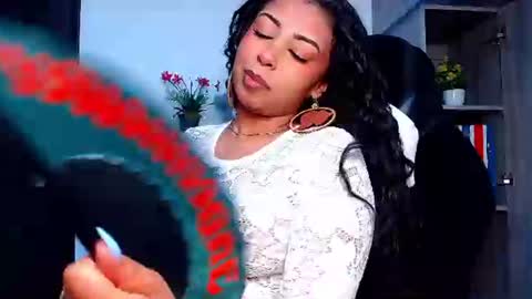 Snapshot of danna_schmidt23 chatting on June 19, 2:32 pm Danna online show from June 19, 2:32 pm