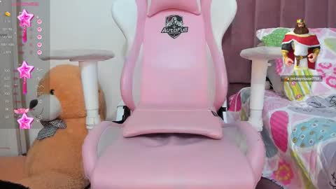 danna_scott26 online show from March 1, 3:58 pm