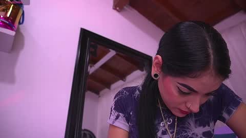 Danna Berlin  online show from September 19, 7:25 pm