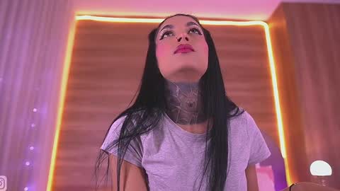 Danna Berlin  online show from February 27, 7:25 pm