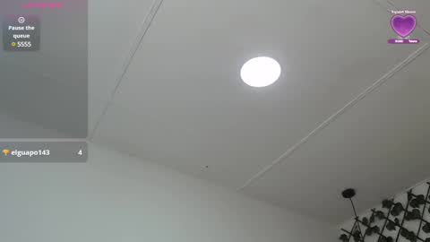 dannaberlin_0 online show from March 5, 3:40 pm