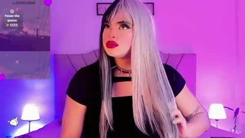 dannadolls online show from July 23, 6:39 pm