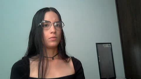 Snapshot of dannali22 chatting on June 13, 7:23 pm Dannali22 online show from June 13, 7:23 pm