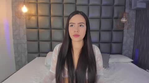 Danna online show from October 22, 12:05 pm