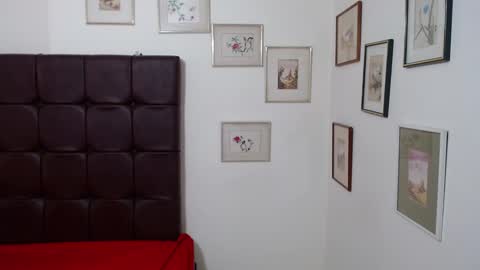 Danna online show from February 4, 5:45 pm