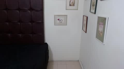 Danna online show from March 1, 3:05 pm