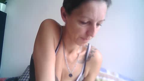 dannica1 online show from October 16, 7:20 am