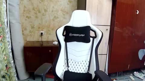 HilmarZ online show from October 2, 4:58 pm