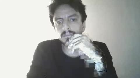 Snapshot of dannnnyyy89 chatting on December 16, 3:17 pm Dany online show from December 16, 3:17 pm