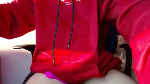 Snapshot of dannteftm chatting on December 1, 4:34 pm DANNTE online show from December 1, 4:34 pm