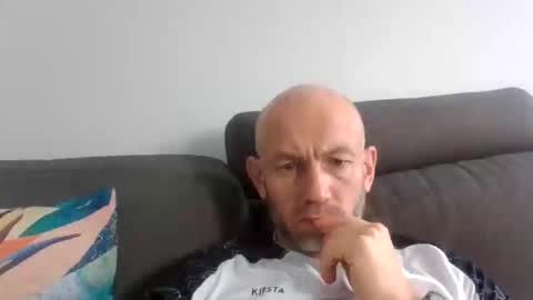 danny81boy online show from September 19, 8:05 am