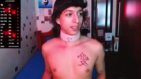 Snapshot of danny__phantom chatting on November 12, 7:35 pm phantom555 online show from November 12, 7:35 pm