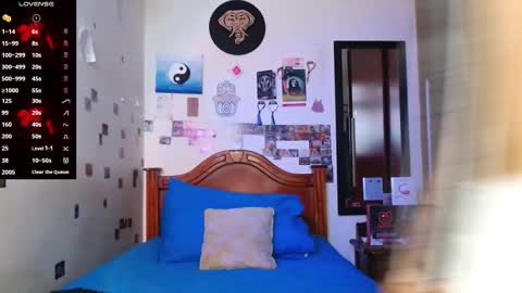 Snapshot of danny__phantom chatting on November 18, 6:34 pm phantom555 online show from November 18, 6:34 pm