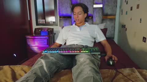 phantom555 online show from April 20, 6:53 pm