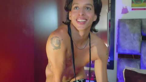 phantom555 online show from April 22, 9:05 pm