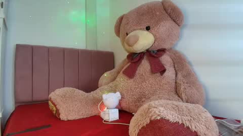 danny_cam1423 online show from March 1, 6:00 pm