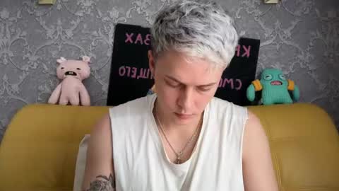 Snapshot of danny_love01 chatting on July 7, 12:09 pm danny online show from July 7, 12:09 pm