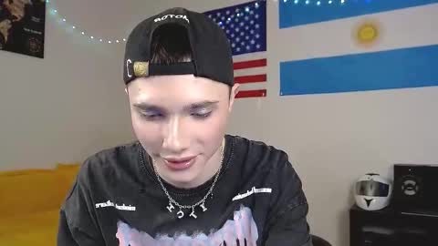 Danny online show from October 17, 10:18 am