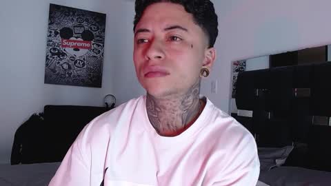 Snapshot of danny_stark chatting on February 16, 6:10 pm Danny online show from February 16, 6:10 pm