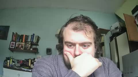 Snapshot of dannyb0y95 chatting on December 5, 10:57 am Danny online show from December 5, 10:57 am