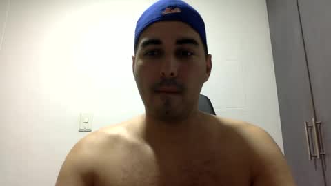 Snapshot of dannyhot9 chatting on February 14, 10:38 am Dannyhot9 online show from February 14, 10:38 am