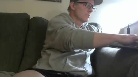 Snapshot of danstevens360 chatting on November 2, 9:33 am danstevens360 online show from November 2, 9:33 am