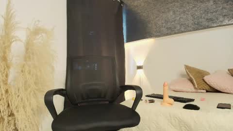 Snapshot of dante_bre chatting on March 3, 4:46 pm dante_bre online show from March 3, 4:46 pm