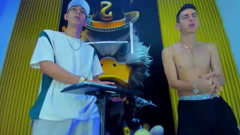 dante_brown1 online show from December 21, 4:30 am