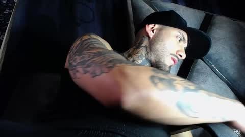 dante_d_angelo_ online show from February 16, 10:28 pm