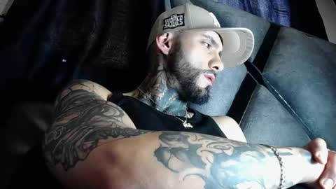 dante_d_angelo_ online show from April 30, 10:03 pm