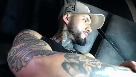 Snapshot of dante_d_angelo_ chatting on June 19, 8:07 am dante_d_angelo_ online show from June 19, 8:07 am