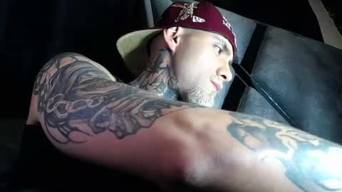 Snapshot of dante_d_angelo_ chatting on July 7, 6:58 am dante_d_angelo_ online show from July 7, 6:58 am