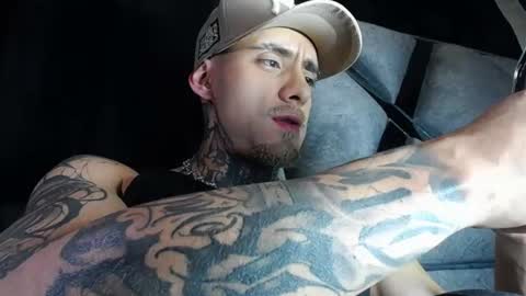 Snapshot of dante_d_angelo_ chatting on July 13, 8:28 am dante_d_angelo_ online show from July 13, 8:28 am
