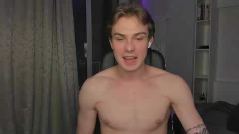 Dante and Ray online show from December 20, 3:13 am