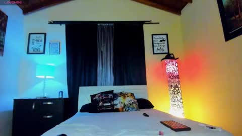 Snapshot of dante_sstrong chatting on February 27, 4:09 am Dante Sstrong online show from February 27, 4:09 am