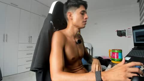 X Dante7373574 online show from April 18, 8:31 pm