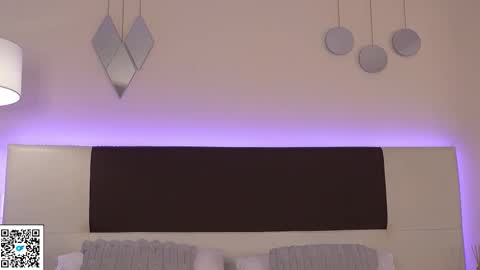 Dante online show from February 18, 8:38 pm