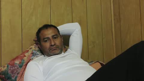 Snapshot of dantehot82 chatting on December 22, 11:41 pm dantehot82 online show from December 22, 11:41 pm