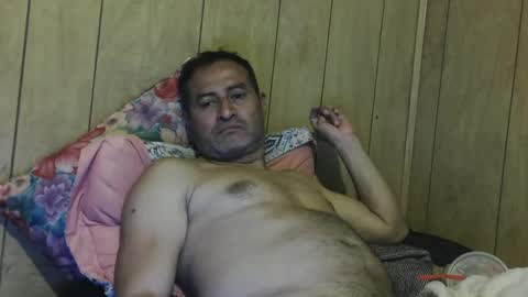 Snapshot of dantehot82 chatting on December 24, 2:43 am dantehot82 online show from December 24, 2:43 am