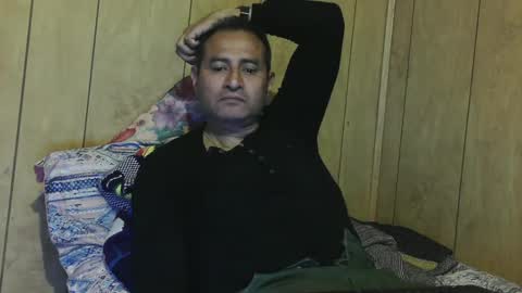 Snapshot of dantehot82 chatting on December 25, 4:54 am dantehot82 online show from December 25, 4:54 am