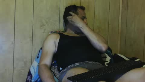 Snapshot of dantehot82 chatting on December 31, 2:29 am dantehot82 online show from December 31, 2:29 am